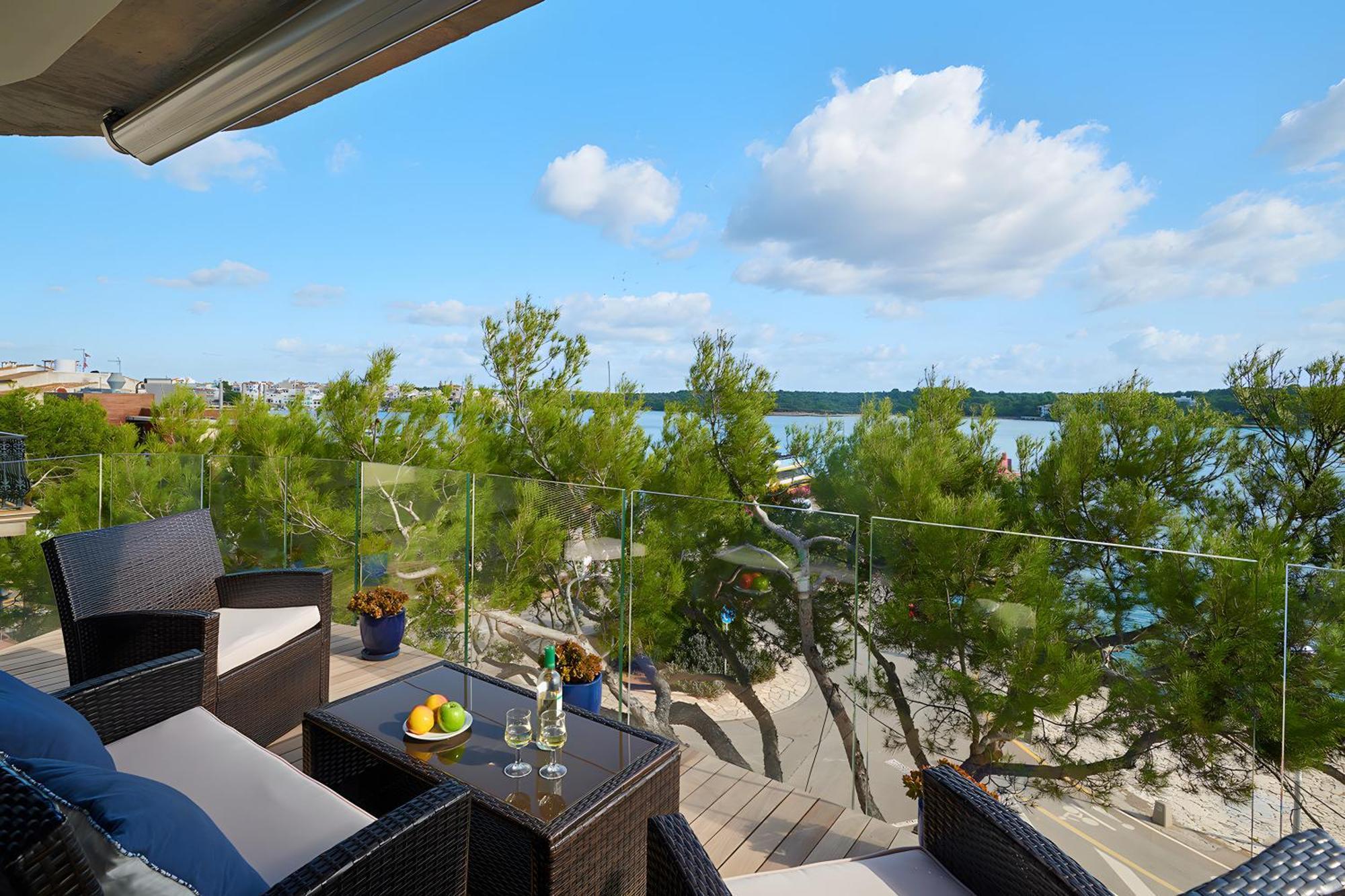 Llevant Apartment *